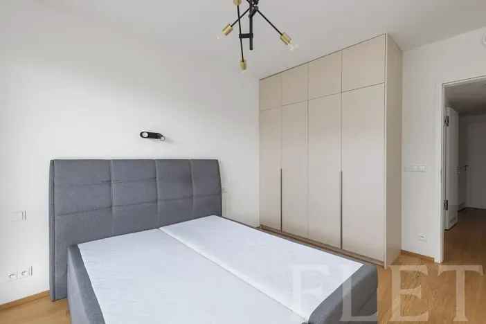 Pronájem bytu 2+kk, Praha - Smíchov, Luciana Blagy, 55 m2