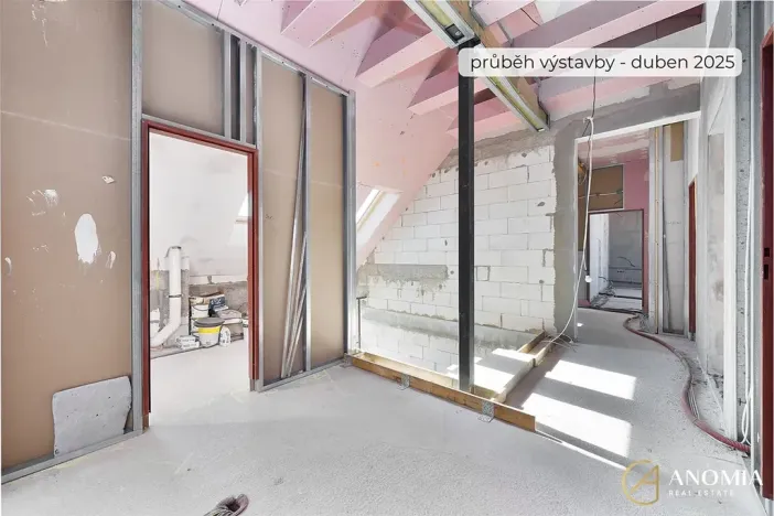 Pronájem ordinace, Praha - Vinoř, Mladoboleslavská, 92 m2