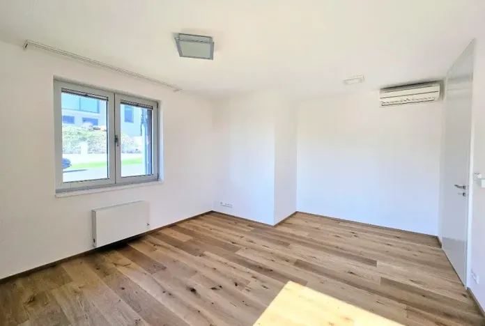 Pronájem bytu 3+kk, Praha - Smíchov, U Dívčích hradů, 123 m2