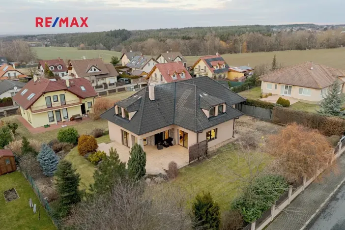 Prodej rodinného domu, Říčany, Tulipánová, 260 m2