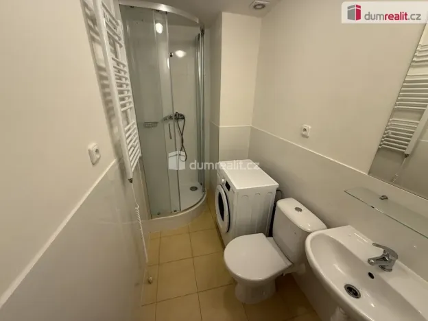 Pronájem bytu 1+kk, Praha - Smíchov, Na Valentince, 48 m2