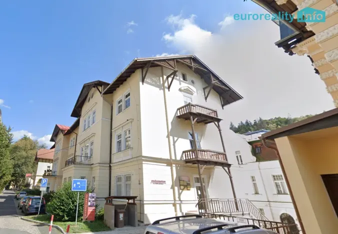 Pronájem kanceláře, Mariánské Lázně, Hlavní třída, 45 m2