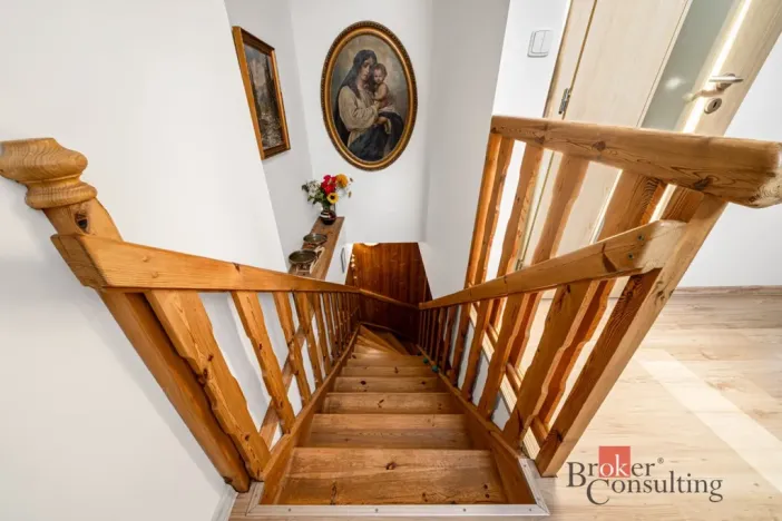 Prodej atypického bytu, Karlovy Vary, Raisova, 121 m2