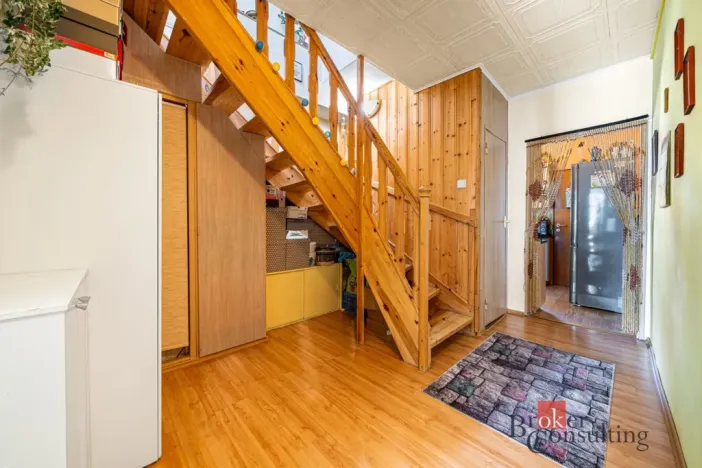 Prodej atypického bytu, Karlovy Vary, Raisova, 121 m2