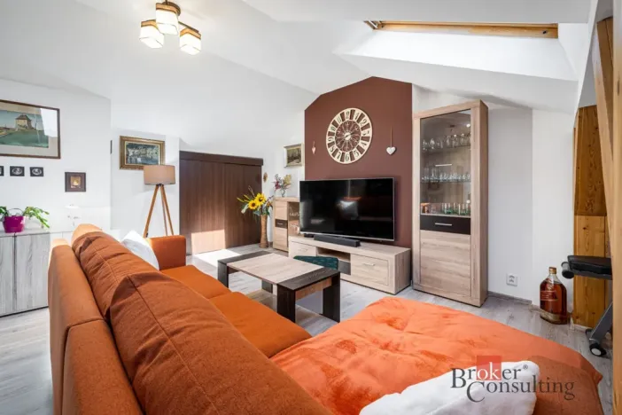 Prodej atypického bytu, Karlovy Vary, Raisova, 121 m2