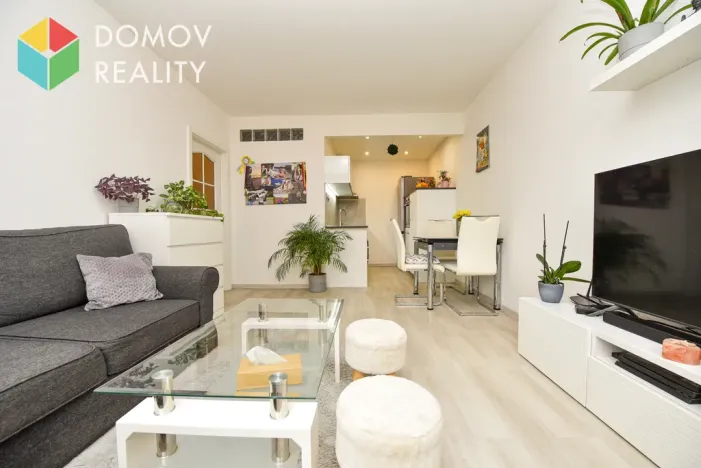 Pronájem bytu 2+kk, Beroun, Košťálkova, 40 m2