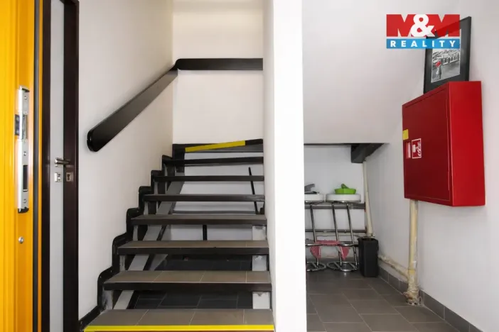 Pronájem kanceláře, Plzeň, Bělohorská, 13 m2