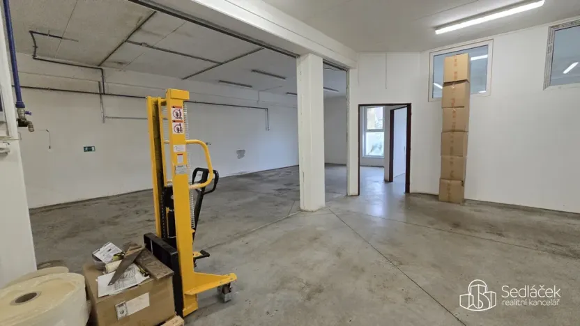 Pronájem výrobních prostor, Sokolov, Trocnovská, 876 m2