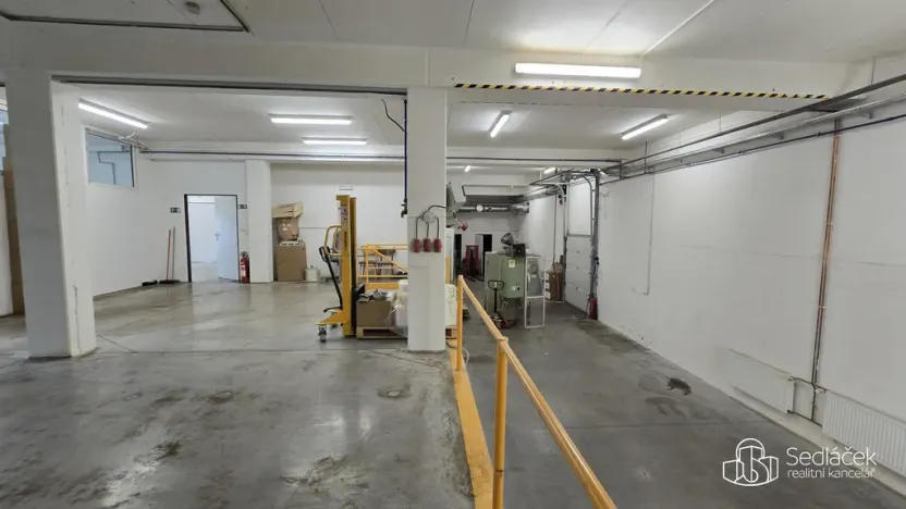 Pronájem výrobních prostor, Sokolov, Trocnovská, 876 m2