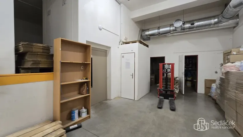 Pronájem výrobních prostor, Sokolov, Trocnovská, 876 m2