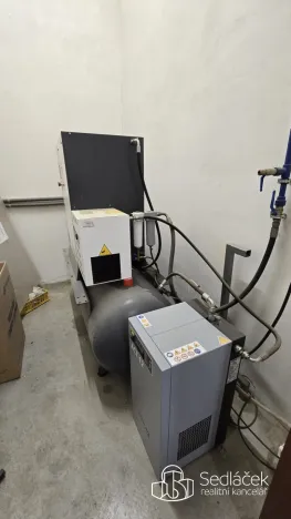 Pronájem výrobních prostor, Sokolov, Trocnovská, 876 m2