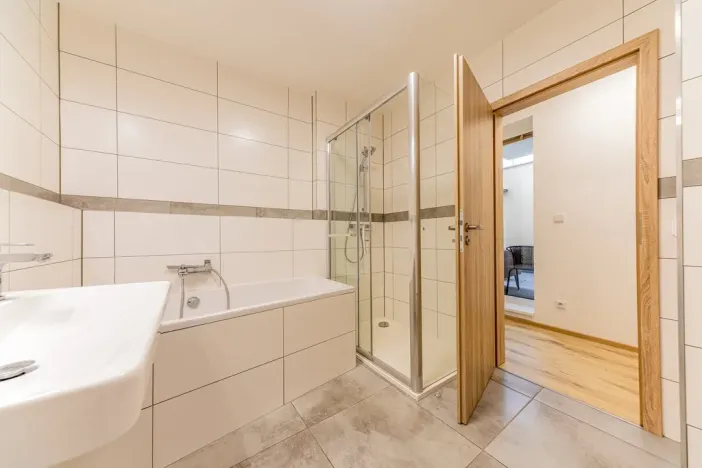 Pronájem rodinného domu, Zlín, Pod Stráněmi, 234 m2