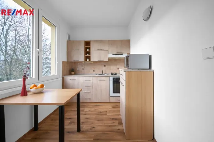 Prodej bytu 1+1, Trutnov - Horní Staré Město, Rozmarýnová, 32 m2