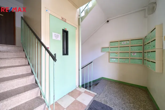 Prodej bytu 1+1, Trutnov - Horní Staré Město, Rozmarýnová, 32 m2