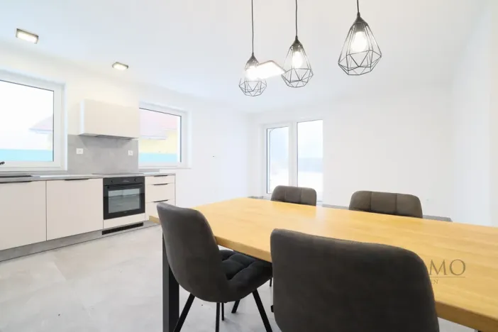 Pronájem bytu 3+kk, Horní Planá - Hůrka, 81 m2