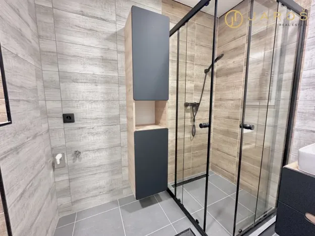 Pronájem bytu 2+1, Chomutov, Bezručova, 53 m2