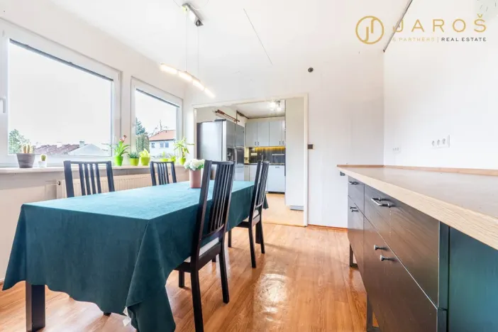 Prodej rodinného domu, Klášterec nad Ohří, V Zátiší, 190 m2