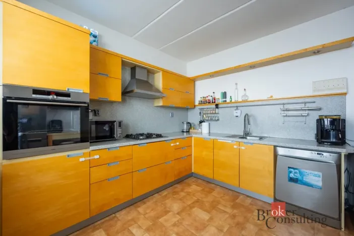 Prodej bytu 3+1, Hradec Králové - Nový Hradec Králové, třída Edvarda Beneše, 98 m2