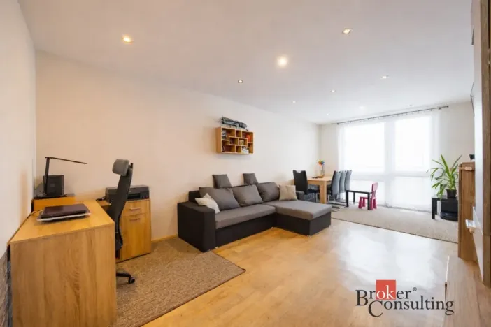 Prodej bytu 3+1, Hradec Králové - Nový Hradec Králové, třída Edvarda Beneše, 98 m2