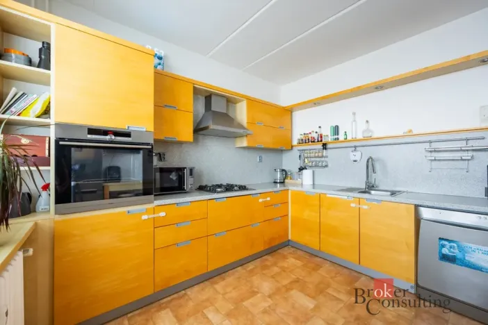 Prodej bytu 3+1, Hradec Králové - Nový Hradec Králové, třída Edvarda Beneše, 98 m2