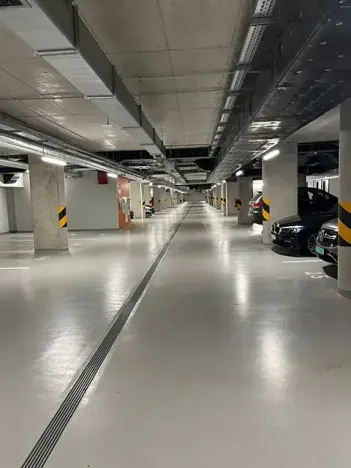 Pronájem bytu 2+kk, Praha - Smíchov, Podbělohorská, 57 m2