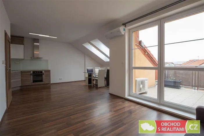 Pronájem bytu 2+kk, Přezletice, Pod Zahrady, 66 m2