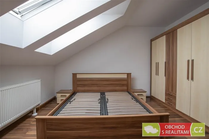 Pronájem bytu 2+kk, Přezletice, Pod Zahrady, 66 m2