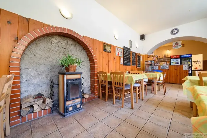 Prodej restaurace, Tábor, Lužnické údolí, 694 m2