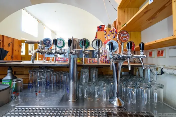 Prodej restaurace, Tábor, Lužnické údolí, 694 m2
