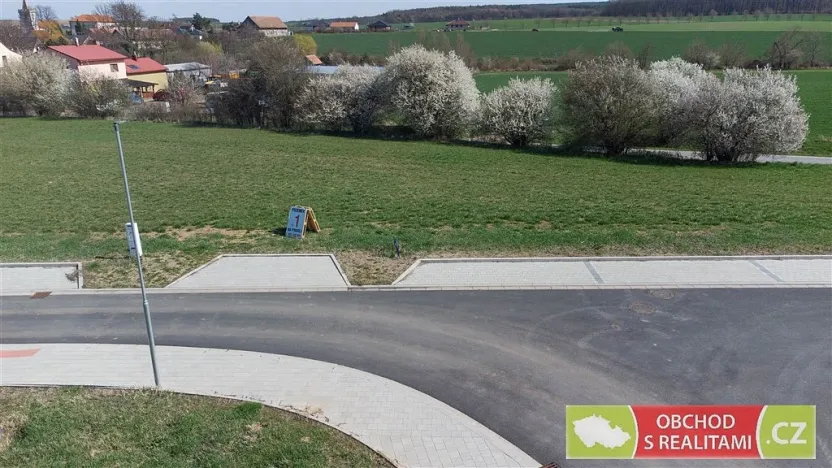 Prodej pozemku, Stolany, 1366 m2