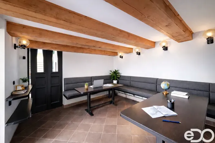 Pronájem kanceláře, Semily, Husova, 99 m2