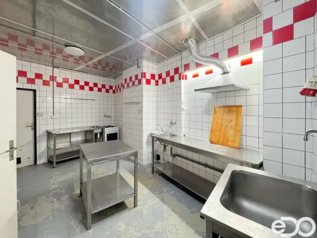 Pronájem restaurace, Semily, Husova, 136 m2