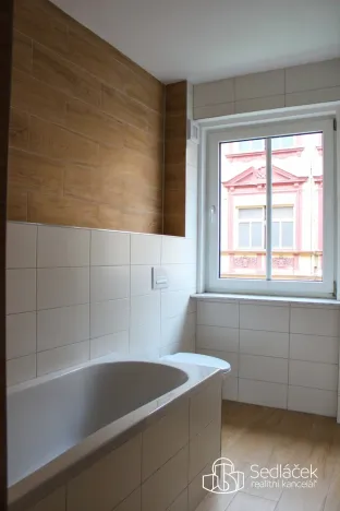 Pronájem bytu 2+1, Sokolov, U Divadla, 58 m2