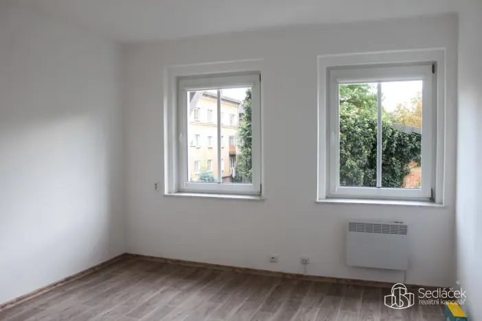 Pronájem bytu 2+1, Sokolov, U Divadla, 58 m2