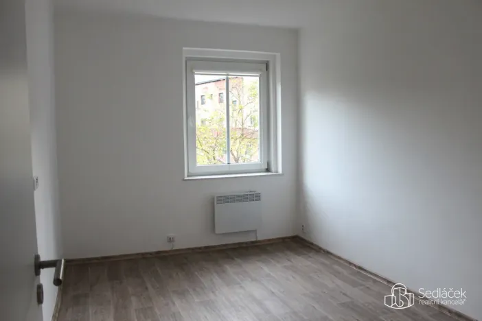 Pronájem bytu 2+1, Sokolov, U Divadla, 58 m2