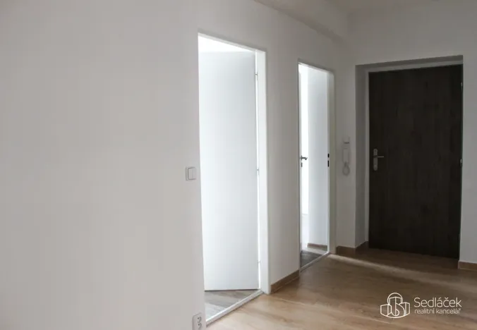 Pronájem bytu 2+1, Sokolov, U Divadla, 58 m2