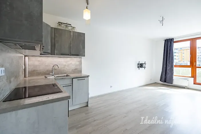 Pronájem bytu 2+kk, Praha - Kunratice, Pod Haltýřem, 47 m2