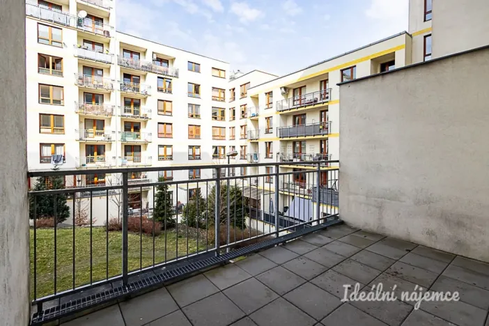 Pronájem bytu 2+kk, Praha - Kunratice, Pod Haltýřem, 47 m2