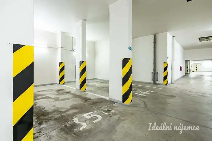 Pronájem bytu 2+kk, Praha - Kunratice, Pod Haltýřem, 47 m2