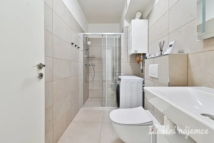 Pronájem bytu 1+kk, Brno, Stejskalova, 31 m2