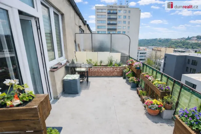 Pronájem bytu 1+kk, Praha - Smíchov, Mošnova, 62 m2