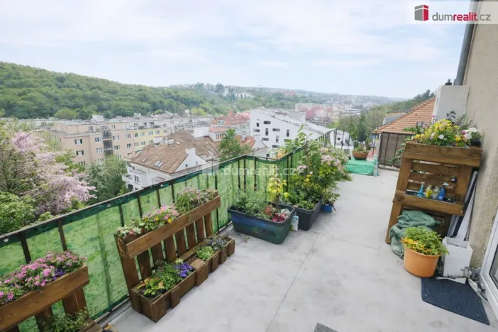 Pronájem bytu 1+kk, Praha - Smíchov, Mošnova, 62 m2