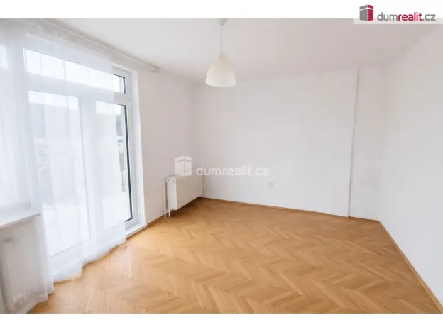Pronájem bytu 1+kk, Praha - Smíchov, Mošnova, 62 m2