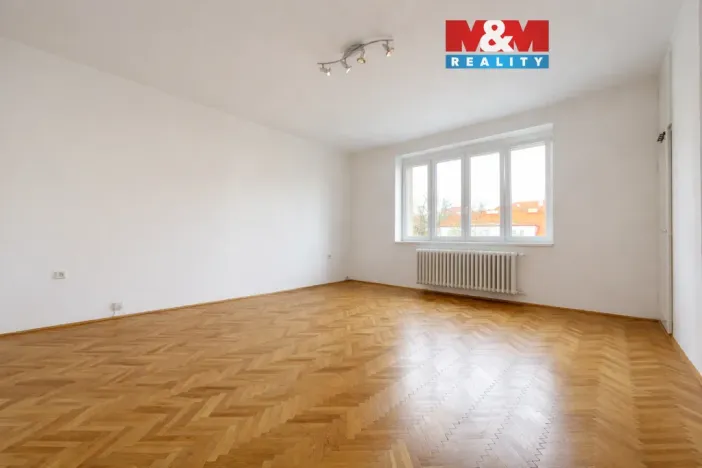 Pronájem bytu 1+kk, Praha - Vršovice, Ruská, 35 m2