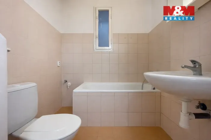 Pronájem bytu 1+kk, Praha - Vršovice, Ruská, 35 m2