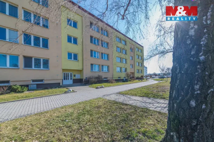 Prodej bytu 3+1, Bílovec, Radotínská, 76 m2
