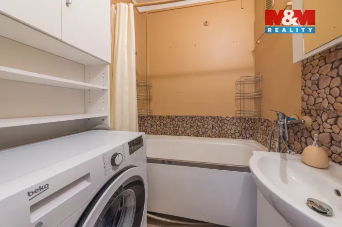 Prodej bytu 3+1, Bílovec, Radotínská, 76 m2