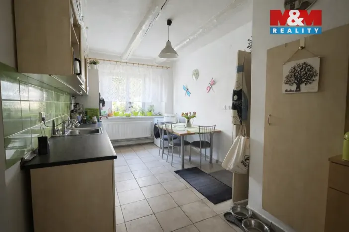 Prodej rodinného domu, Postoloprty - Levonice, 190 m2