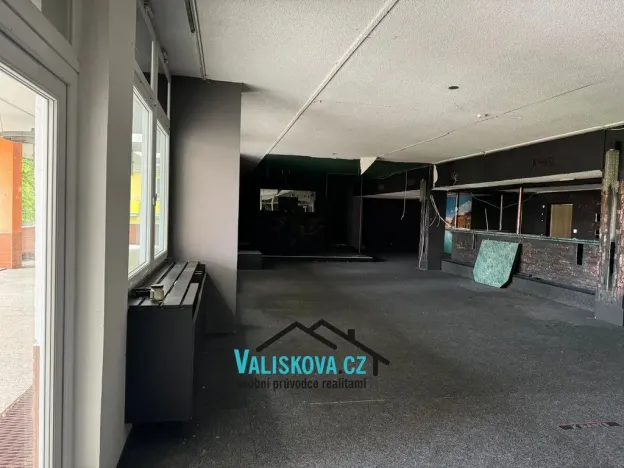 Pronájem obchodního prostoru, Kroměříž, Oskol, 450 m2