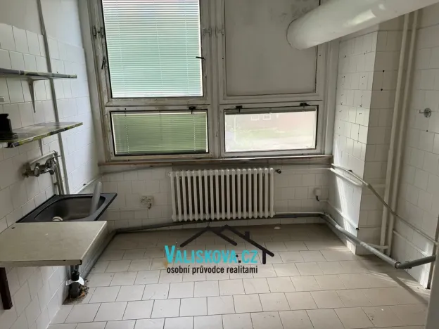 Pronájem obchodního prostoru, Kroměříž, Oskol, 450 m2